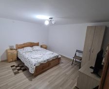 Romania Buzău Gura Teghii vacation rental compare prices direct by owner 13944104