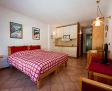 Italy Valle d'Aosta Gressoney-Saint-Jean vacation rental compare prices direct by owner 14565854