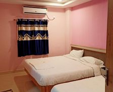 India Tamil Nadu Kāraikkudi vacation rental compare prices direct by owner 14667675