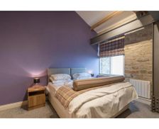 United Kingdom West Yorkshire Huddersfield vacation rental compare prices direct by owner 20123002