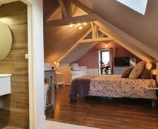 France Normandy Saint-Sauveur-la-Pommeraye vacation rental compare prices direct by owner 18393014