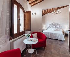 Italy Tuscany Certaldo vacation rental compare prices direct by owner 18302473