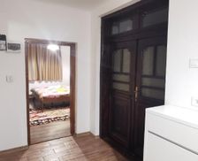 Romania Vâlcea Cerna vacation rental compare prices direct by owner 13990576