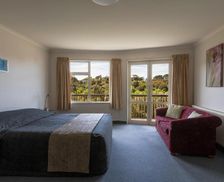 New Zealand Stewart Island Half-moon Bay vacation rental compare prices direct by owner 13802404