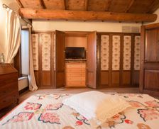 Italy Lombardy Ponti Sul Mincio vacation rental compare prices direct by owner 14344556