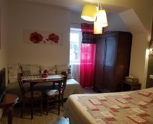 France Auvergne Montluçon vacation rental compare prices direct by owner 13975709