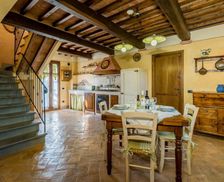 Italy Tuscany Montaione vacation rental compare prices direct by owner 19028594