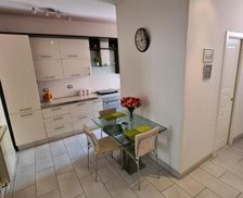 Italy Lazio Ladispoli vacation rental compare prices direct by owner 14922445