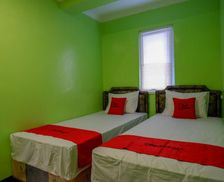 Indonesia Central Java Kalibanteng-kidul vacation rental compare prices direct by owner 14070464