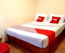 Indonesia Sumatra Berastagi vacation rental compare prices direct by owner 14955299