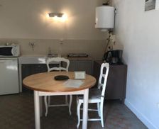 France Centre Beaumont-en-Véron vacation rental compare prices direct by owner 18938065