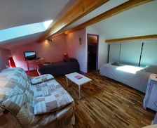 France Rhône-Alps Lagnieu vacation rental compare prices direct by owner 18215089