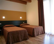 Italy Veneto Nogarole Rocca vacation rental compare prices direct by owner 17866638