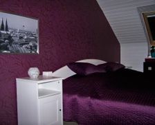 Germany North Rhine-Westphalia Bedburg vacation rental compare prices direct by owner 18874287