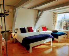 Netherlands Zuid-Holland Leiden vacation rental compare prices direct by owner 18605441