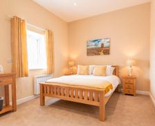 United Kingdom Anglesey Amlwch vacation rental compare prices direct by owner 19290558