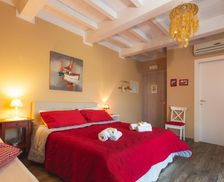 Italy Tuscany Castellina Marittima vacation rental compare prices direct by owner 18300885