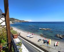 Italy Sicily Giardini Naxos vacation rental compare prices direct by owner 15140037