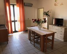 Italy Apulia Racale vacation rental compare prices direct by owner 15796053