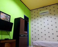 Indonesia South East Sulawesi Baubau vacation rental compare prices direct by owner 13918022