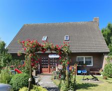 Germany Lower-Saxony Bensersiel vacation rental compare prices direct by owner 16355787