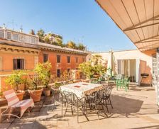Italy Lazio Rome vacation rental compare prices direct by owner 7853997