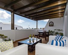 Spain Lanzarote Playa Honda vacation rental compare prices direct by owner 15050539