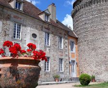 France Auvergne Beaune dʼAllier vacation rental compare prices direct by owner 13948856