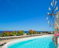 Greece Santorini Imerovigli vacation rental compare prices direct by owner 4722074