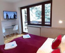 Poland Masovia Warsaw vacation rental compare prices direct by owner 13658350