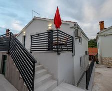 Croatia Zadar County Veli Iž vacation rental compare prices direct by owner 14890108