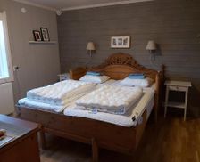 Sweden Dalarna Rättvik vacation rental compare prices direct by owner 12755900