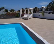 Spain Lanzarote Costa Teguise vacation rental compare prices direct by owner 15843162