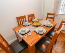 United Kingdom South Wales Ammanford vacation rental compare prices direct by owner 27312845