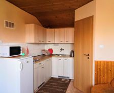 Slovakia Žilinský kraj Bešeňová vacation rental compare prices direct by owner 16483433