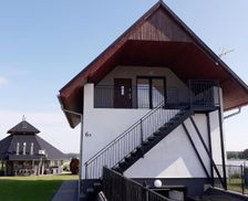 Poland Warmia-Masuria Giżycko vacation rental compare prices direct by owner 15890881