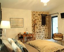 France Rhône-Alps Chirols vacation rental compare prices direct by owner 14178485