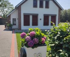 Germany Lower-Saxony Westerstede vacation rental compare prices direct by owner 13696423