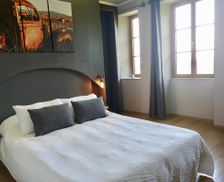 France Burgundy Saint-Rémy vacation rental compare prices direct by owner 17861781