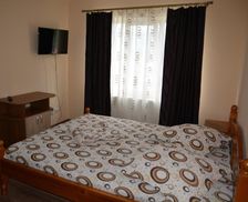 Romania Vâlcea Călimăneşti vacation rental compare prices direct by owner 13987572