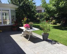 Netherlands Zuid-Holland Poortugaal vacation rental compare prices direct by owner 15695040