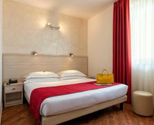 Italy Lazio Pomezia vacation rental compare prices direct by owner 13880577