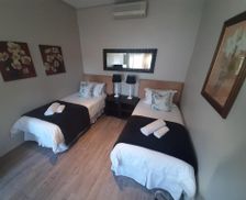 South Africa Eastern Cape Port Elizabeth vacation rental compare prices direct by owner 14024655