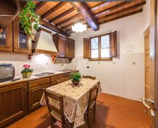 Italy Tuscany Bucine vacation rental compare prices direct by owner 16394838