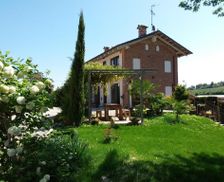 Italy Piedmont La Morra vacation rental compare prices direct by owner 26654288