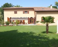 France Aquitaine Sainte-Eulalie-en-Born vacation rental compare prices direct by owner 13987579