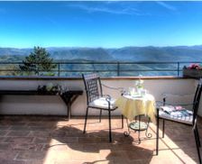 Italy Umbria Spello vacation rental compare prices direct by owner 26703552