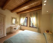 Italy Lombardy Abbiategrasso vacation rental compare prices direct by owner 14049463