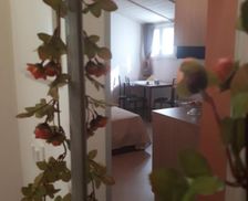 Italy Lazio Fondi vacation rental compare prices direct by owner 15092536