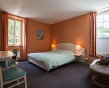 France Aquitaine Manzac-sur-Vern vacation rental compare prices direct by owner 13758412